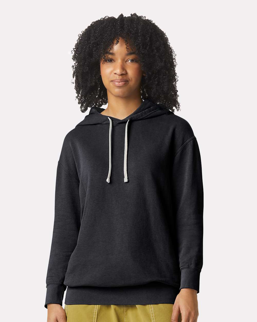 Unisex Garment-Dyed Lightweight Fleece Hooded Sweatshirt Black - model front