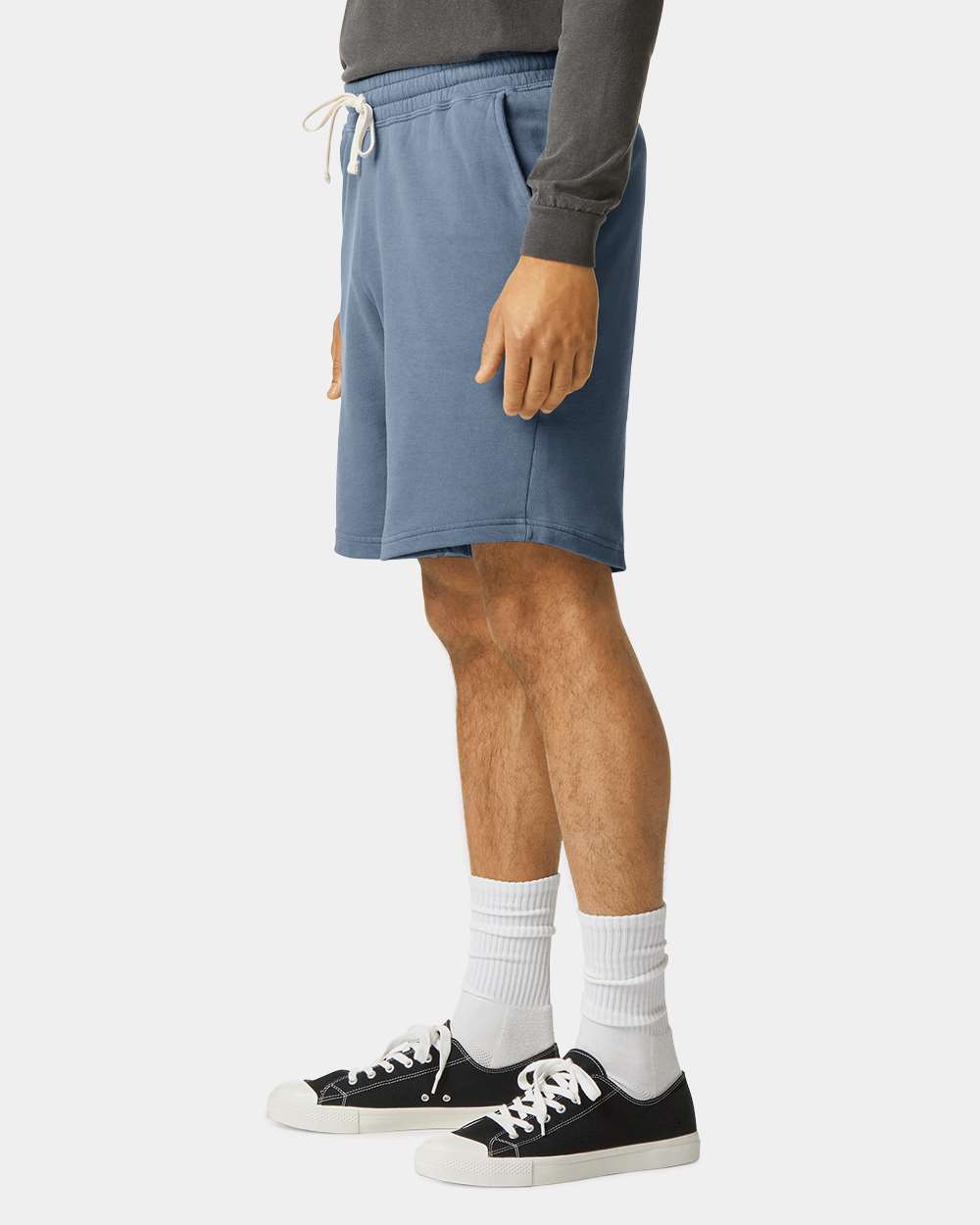 Unisex Garment-Dyed Lightweight Fleece Sweat Shorts Blue Jean - model side